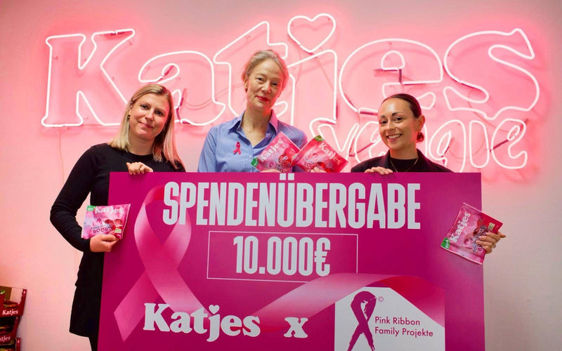 Katjes übergibt 10.000 Euro an Pink Ribbon Deutschland